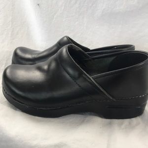 GUC Black Dansko Shoes